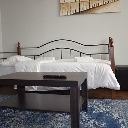 Athenian Modern Apartment Mavili Square Εξωτερικό φωτογραφία