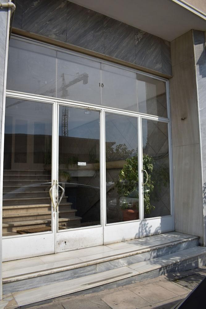Athenian Modern Apartment Mavili Square Εξωτερικό φωτογραφία